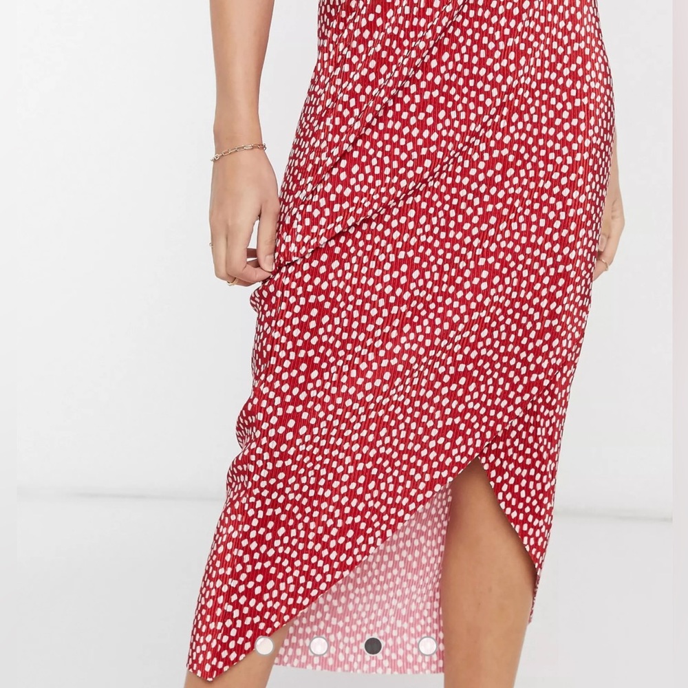 NWOT - ASOS DESIGN Plisse Polka Dot Wrap Midi Skirt - Red - Size 6
